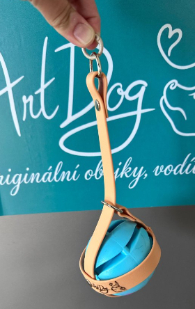 Míček s držátkem - 5, 6 a 7 cm - Míček s držákem - velikost: 6 cm