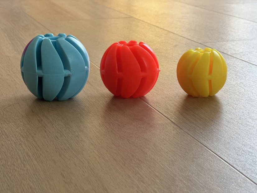 Míček s držátkem - 5, 6 a 7 cm - Míček s držákem - velikost: 6 cm