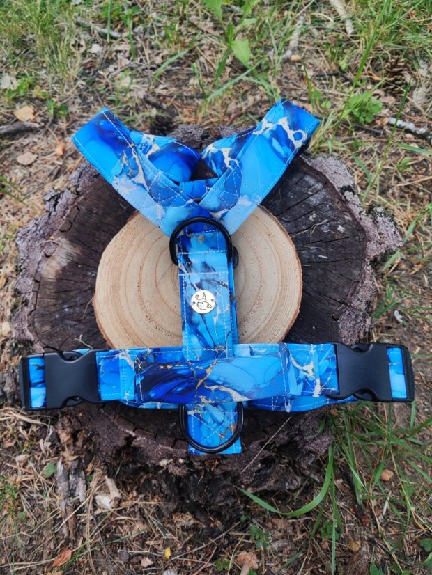 Postroj zapínání kolem krku Blue mramor